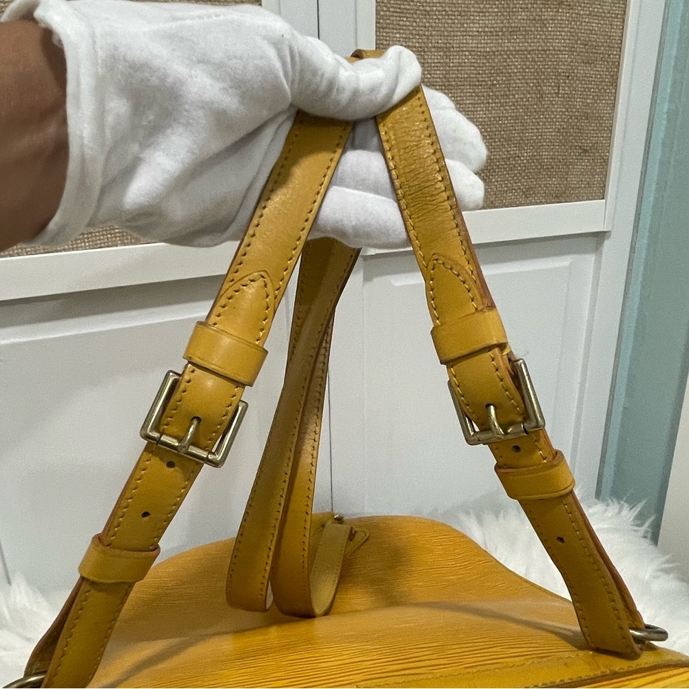 (MT75) Authenticated Vintage Louis Vuitton Epi Gobelin Backpack - Picture 15 of 17